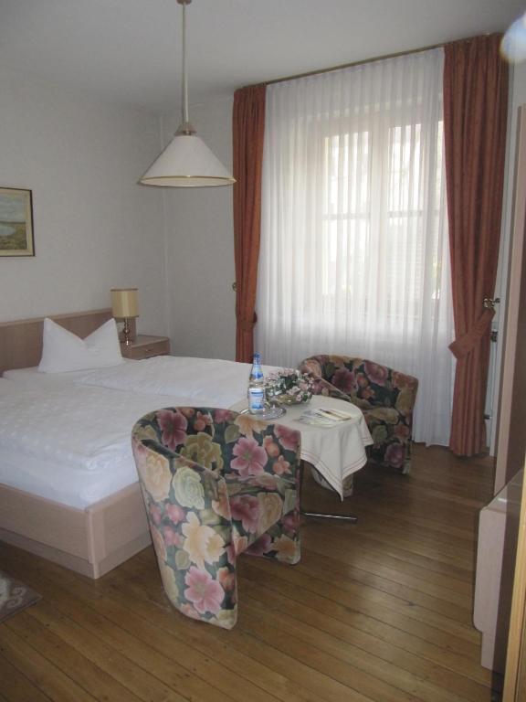 Gasthaus Assenmacher Otel Altenahr Oda fotoğraf
